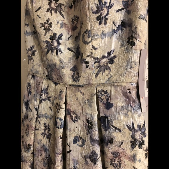 Soft Metallic Floral Dress. Party, Evening,Wedding - Picture 3 of 5